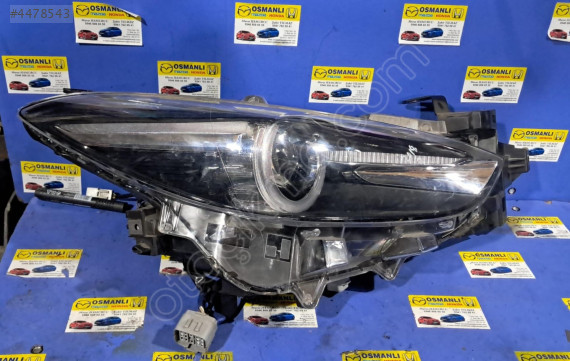 Mazda 3 SkyActive  Sağ Far