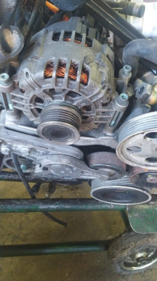 Audi A4 B5 Audi A6 1.8 T şarj dinamosu çıkma