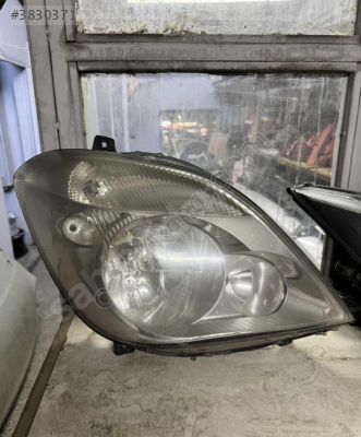 MERCEDES SPRİNTER SAĞ FAR ORJİNAL EYUPCAN OTO'DA