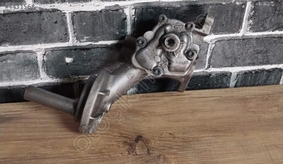 059115105 orj audi a6 Q7 yağ pompası