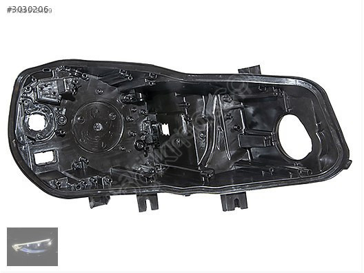 BMW 2 SERİSİ F46 2014-2018 SAĞ FAR KASASI