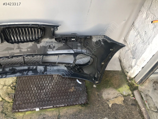 BMW F10 KASA 5 SERİSİ ÖN TAMPON ORJİNAL ÇIKMA