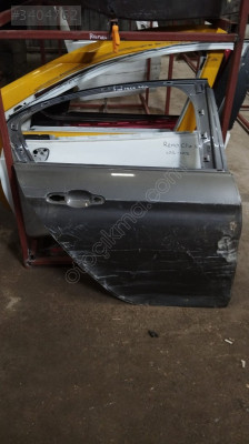 fiat egea sağ arka kapı