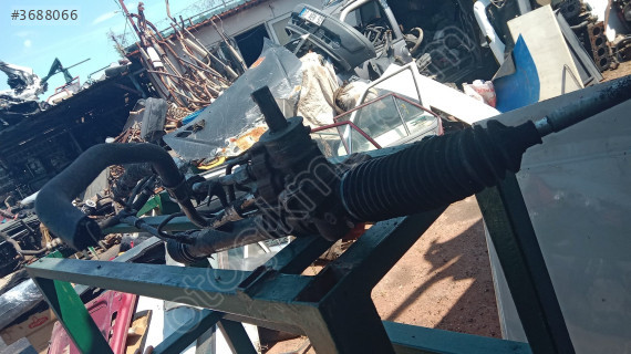Renault Kango 1 Clio 2 direksiyon kutusu kod 030617