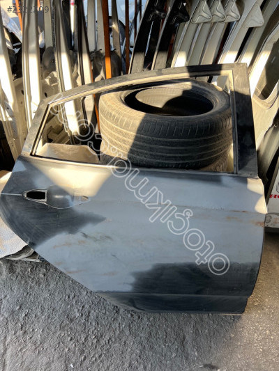 HYUNDAİ ACCENT BLUE SAĞ ARKA KAPI ÇIKMA PARÇA