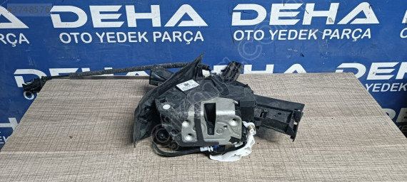 FORD FOCUS 3 SOL ARKA KAPI KİLİDİ BM5A-A26413-AH