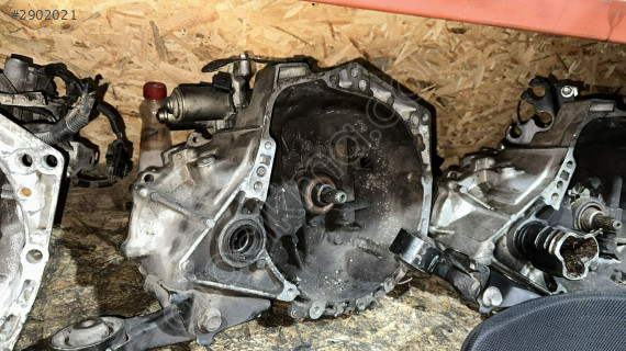 Orjinal Çıkma Toyota yaris triptronik şanzıman