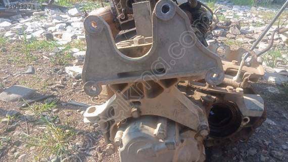 Fiat Doblo 1.2 8v  şanzıman braket orjinal yedek parça