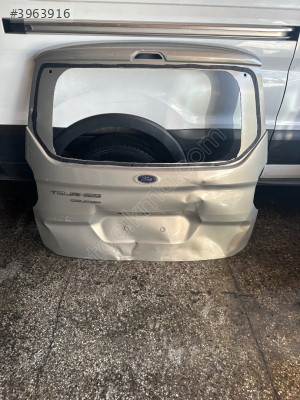 Ford corier bagaj kapağı