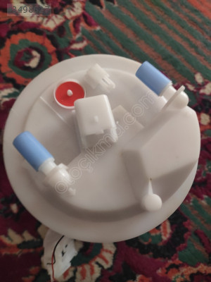 Benzin pompası ve şamandıra