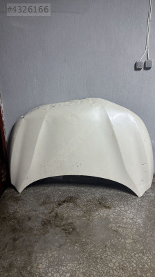 Nissan Qashqai motor kaputu