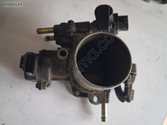 Toyota  Yaris  Gaz  Kelebeği