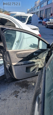 Citroen c4 çıkma sol ön kapı