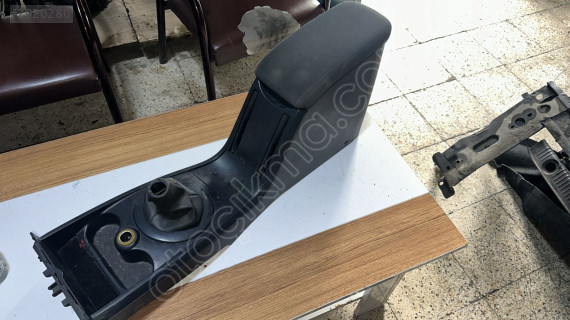 2003-09 MODEL RENAULT MEGANE 2 HATASIZ ORTA KONSOL  ORJ ÇIKMA
