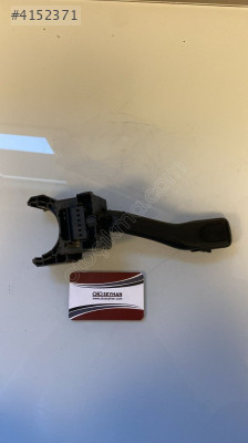 4B0953503F vw bora golf 4 silecek kolu