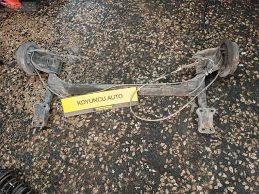 Ford Escort arka dingil  orjinal çıkma