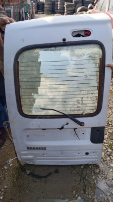 Renault kango bağaj kapısı