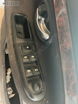 PEUGEOT 406 SOL ÖN CAM DÜĞMESİ