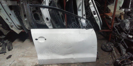 Volkswagen polo sag ön kapı çıkma