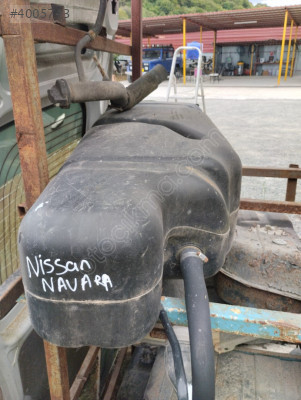 Nissan navara yakıt deposu