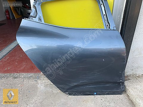 RENAULT CLIO 5 ÇIKMA ORJİNAL SAĞ ARKA KAPI VE DİĞER PARÇALARI