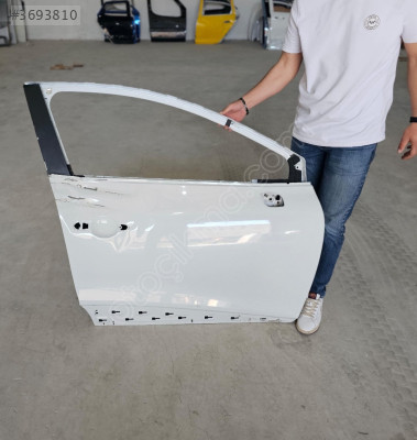 2013/2019 RENAULT CLİO 4 BEYAZ SAĞ ÖN KAPI ORJINAL LOKALLIK