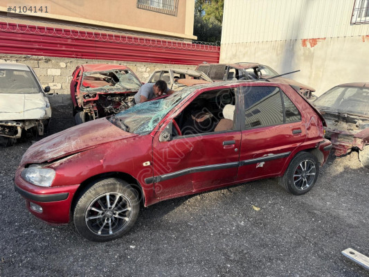 PEUGEOT 106 SOL ÖN ÇAMURLUK ORJİNAL ÇIKMA TEMİZ ÜRÜN