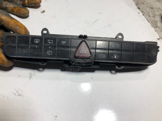 Mercedes Vito 2004-2013 Flaşör ASR v.s. Kontrol Paneli