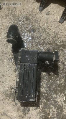 3C0129607 golf 5 hava filtre kutusu çıkma
