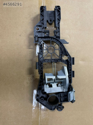 PASSAT KAPI İÇ BRAKETİ