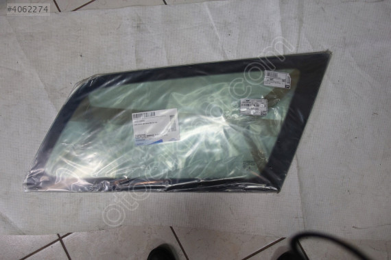 FORD FOCUS 1999-2005 ARASI SAĞ ARKA KELEBEK CAMI