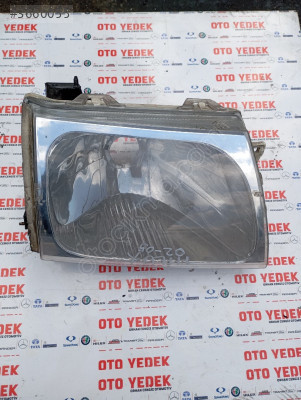 Toyota Hilux sağ ön far 2002 2006