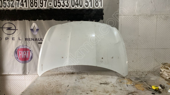 Fiat Egea motor kaputu 50 TL