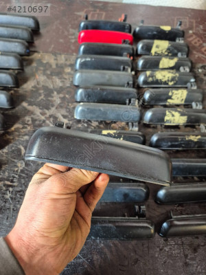 TOYOTA STARLET ÇIKMA ORJİNAL SAĞ ARKA KAPI KOLU