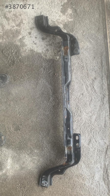 Fiat Fiorino 08-16 Çıkma Ön Panel Üst Parça
