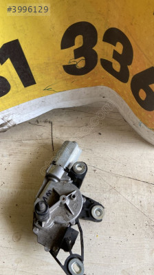 Vw caddy-touran arka cam silecek motoru 1T0955711C