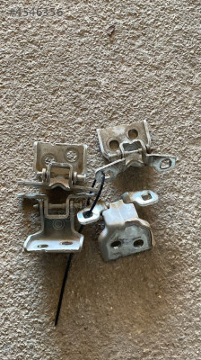 DACİA LODGY - DOKKER KAPI MENTEŞELERİ