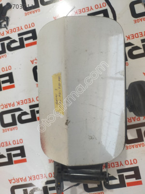 BMW 3 YAKIT DEPO DIŞ KAPAĞI F30 F31 F35 F80 8661542