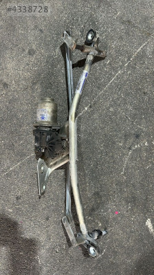 2013 FORD CONNECT 1.8 75 LİK E5 SİLECEK MOTORU