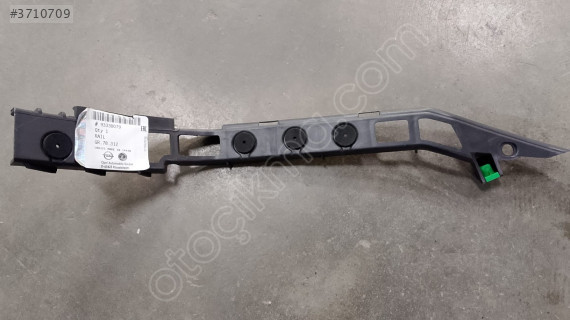 Opel Meriva A Sol Arka Tampon Bağlantı Braketi 93330079