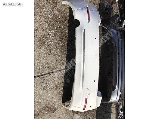 BMW 5 SERİSİ F10 ARKA TAMPON ÇIKMA ORJİNAL
