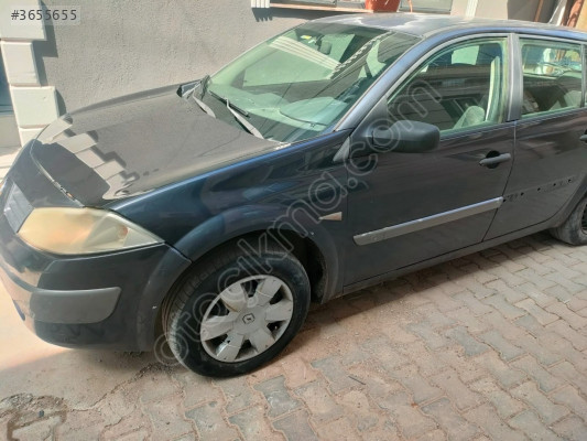 RENAULT MEGANE 2 SOL ÖN KAPI