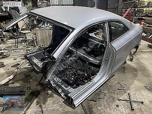 AUDİ A5 COUPE TAVAN ARKA KOMPLE