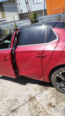 Opel Corsa E 2023 sol arka kapı