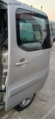 Citroen berlingo çıkma sol sürgülü kapı