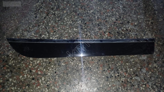 2004-2011 Audi A6 sağ arka kapı çıtası nikelajlı