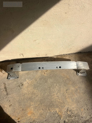 Opel ınsıgnıa b kasa çıkma arka tampon demiri