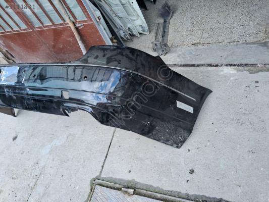 Mercedes E 212 TAMPON ÖN