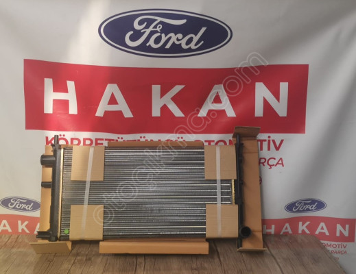 Ford Fiesta su radyatörü Valeo 95- XS6H 8005