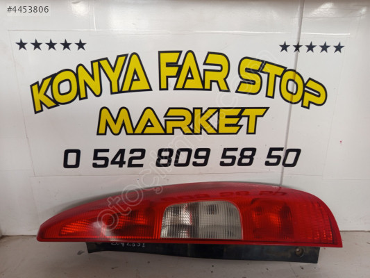 Mitsubishi Colt sağ arka stop tamirli